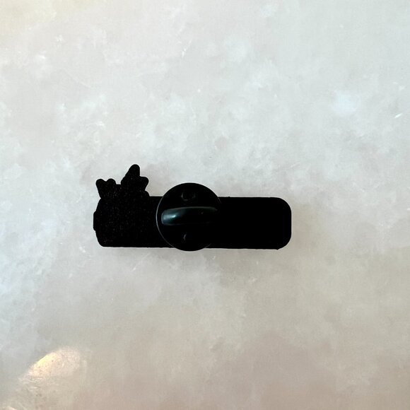 🧷🪫POWERED BY ADHD - Enamel Pin - Battery Shape on Black Backing - Picture 3 of 4